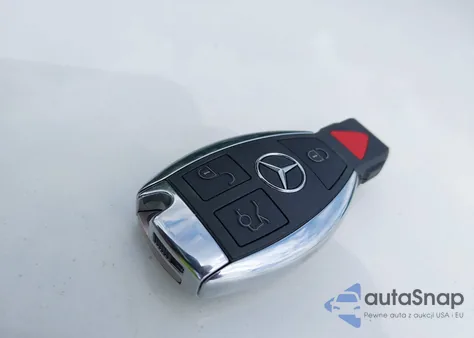 2013 Mercedes-Benz Cls 550 z USA, uszkodzony, nr VIN WDDLJ7DB6DA073913